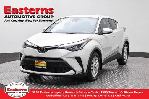 Blizzard Pearl 2021 Toyota C-HR LE