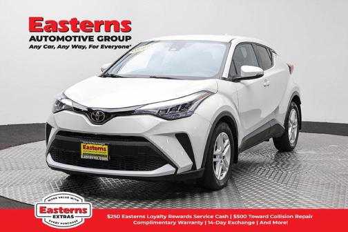 Blizzard Pearl 2021 Toyota C-HR LE