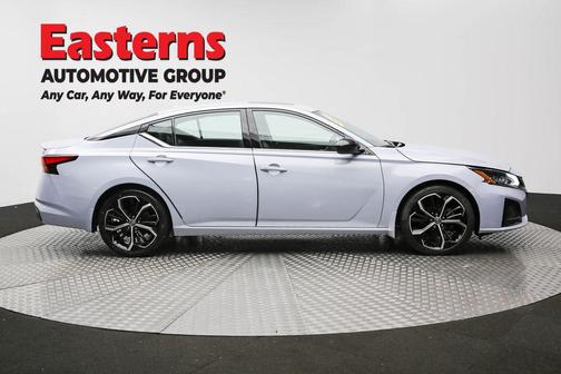 Gray Sky Pearl 2023 Nissan Altima SR FWD