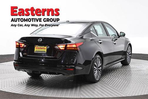 Super Black 2025 Nissan Altima 2.5 SV