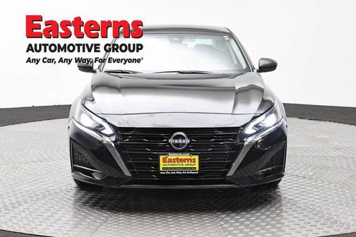 Super Black 2025 Nissan Altima 2.5 SV