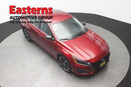 Scarlet Ember Tintcoat 2023 Nissan Altima 2.5 SR
