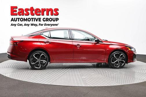 Scarlet Ember Tintcoat 2023 Nissan Altima 2.5 SR