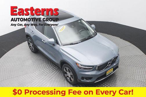 Gray 2021 Volvo XC40 T4 Inscription