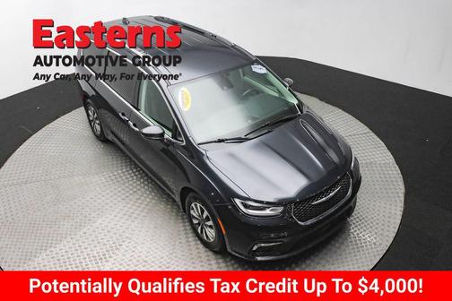 2021 Chrysler Pacifica Hybrid Touring L