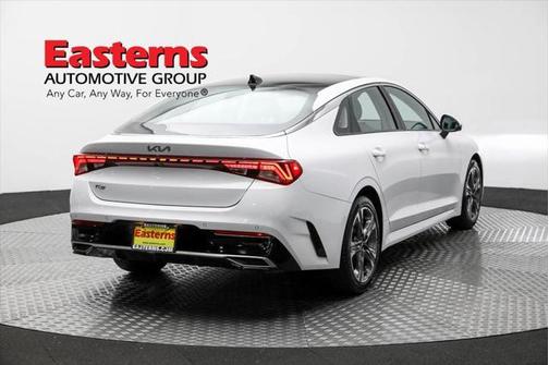 2022 Kia K5 EX