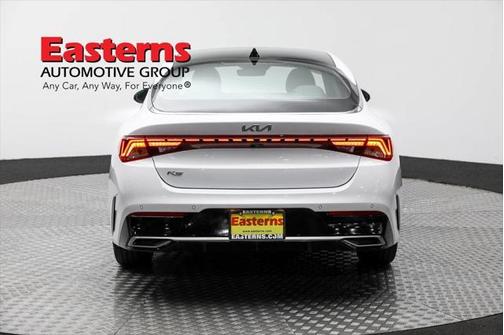 2022 Kia K5 EX