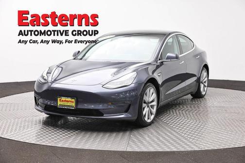 Gray 2019 Tesla Model 3 Long Range