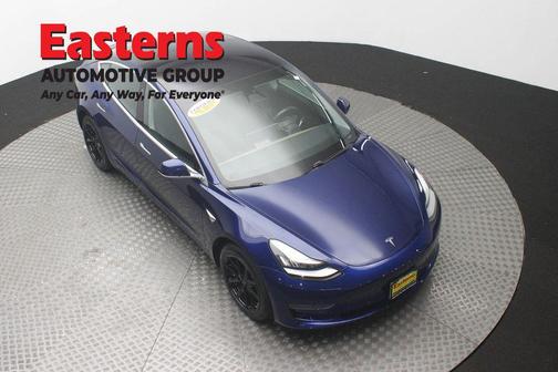 Blue 2018 Tesla Model 3 Long Range