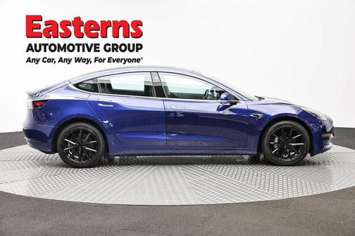 Blue 2018 Tesla Model 3 Long Range