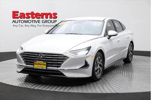 2022 Hyundai SONATA Hybrid Base