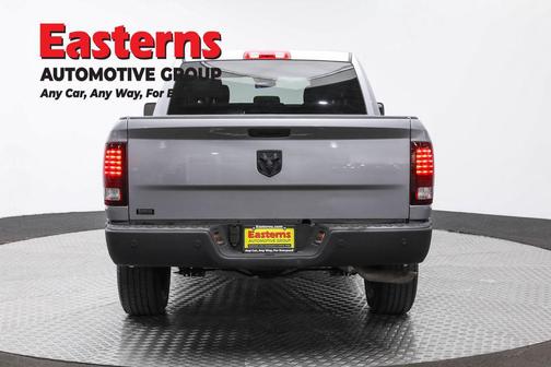 Billet Silver Metallic Clearcoat 2024 RAM 1500 Classic Warlock Crew Cab 4x2 5'7' Box