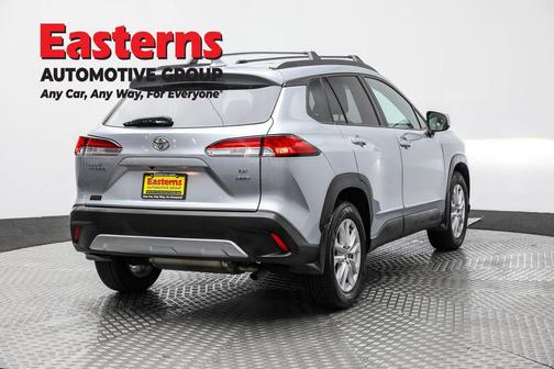 2023 Toyota Corolla Cross LE