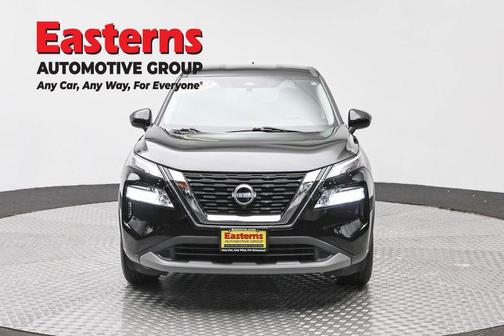 Super Black 2023 Nissan Rogue SV