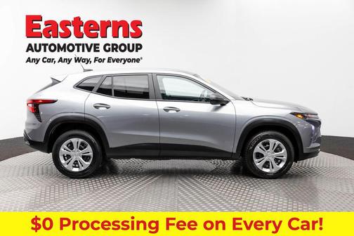 Sterling Gray Metallic 2024 Chevrolet Trax LS