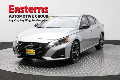 2023 Nissan Altima SR FWD