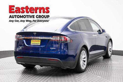 Deep Blue Metallic 2017 Tesla Model X P100D