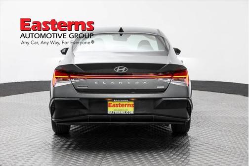 2024 Hyundai ELANTRA HEV Blue