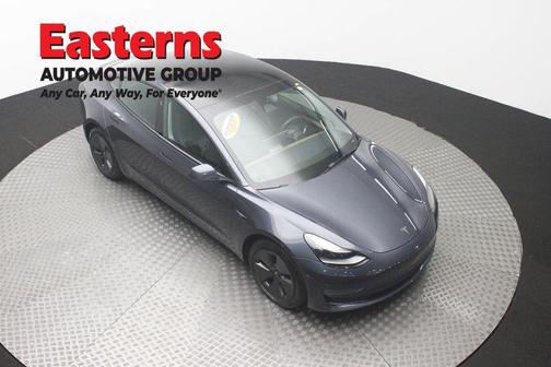 Midnight Silver Metallic 2022 Tesla Model 3 Long Range