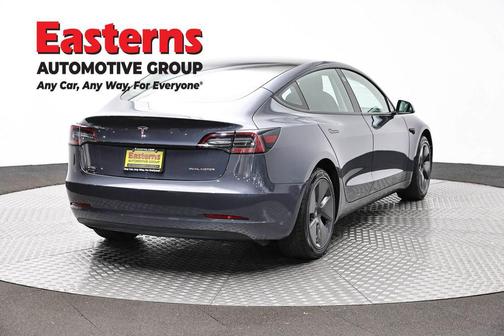 Midnight Silver Metallic 2022 Tesla Model 3 Long Range