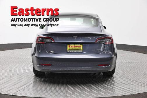 Midnight Silver Metallic 2022 Tesla Model 3 Long Range