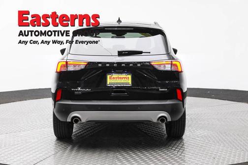 AGATE BLACK METALLIC 2021 Ford Escape Titanium