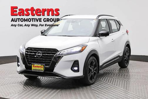 Fresh Powder 2023 Nissan Kicks SR