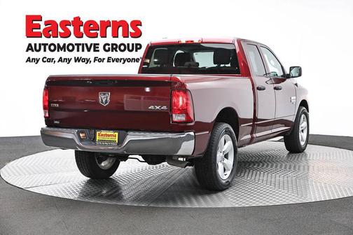 Delmonico Red Pearlcoat 2024 RAM 1500 Classic SLT