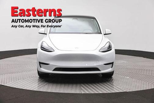 Pearl White Multi-Coat 2023 Tesla Model Y Long Range Dual Motor All-Wheel Drive