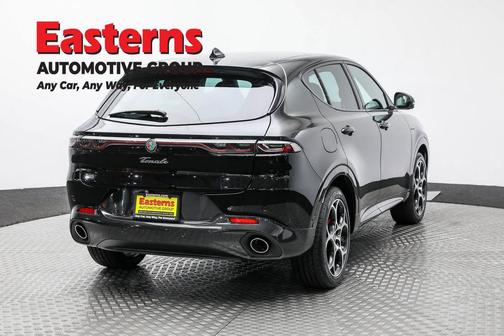 Alfa Black 2024 Alfa Romeo Tonale Veloce EAWD