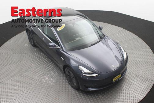 Gray 2019 Tesla Model 3 Standard Range Plus