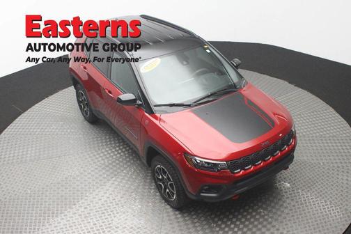 Red Hot Pearlcoat 2025 Jeep Compass Trailhawk