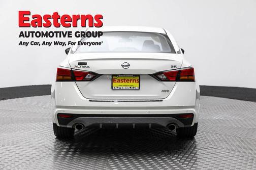 2022 Nissan Altima SR Intelligent AWD