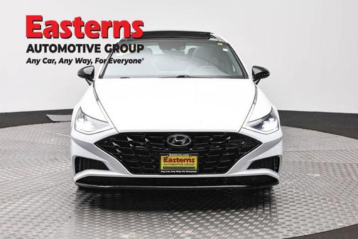 Quartz White 2022 Hyundai SONATA SEL Plus