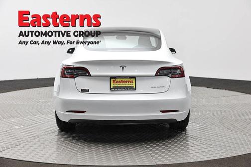 Pearl White Multi-Coat 2019 Tesla Model 3 Long Range