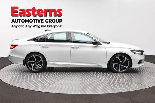 Platinum White Pearl 2022 Honda Accord Sport 1.5T