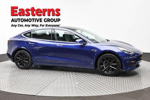 Deep Blue Metallic 2019 Tesla Model 3 Long Range