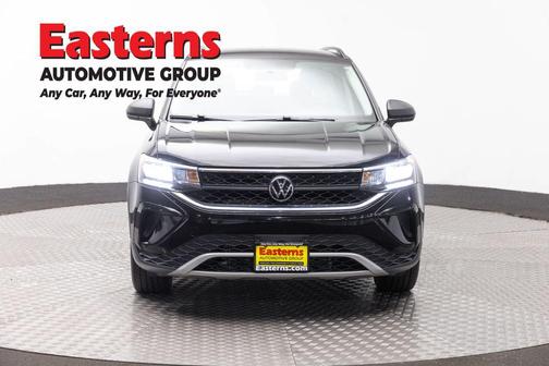 Deep Black Pearl 2022 Volkswagen Taos 1.5T S