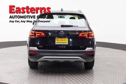 Deep Black Pearl 2022 Volkswagen Taos 1.5T S