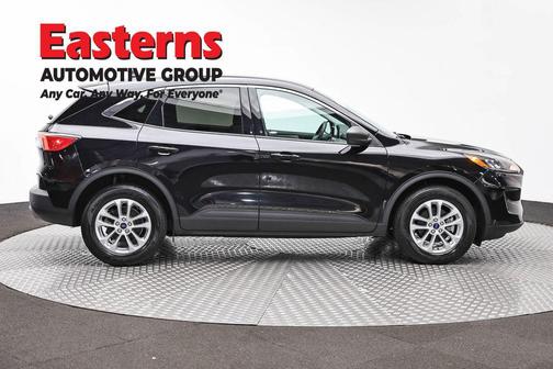 AGATE BLACK METALLIC 2022 Ford Escape SE