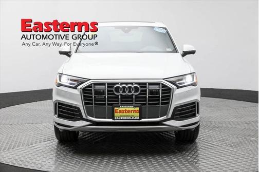 2022 Audi Q7 45 Premium Plus