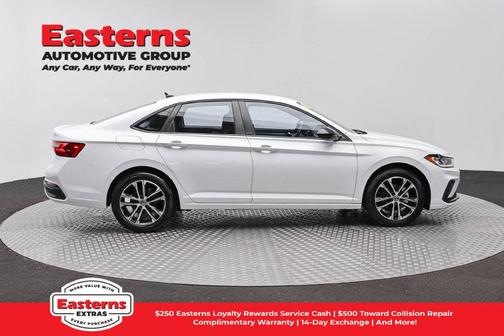 Pure White 2025 Volkswagen Jetta 1.5T Sport