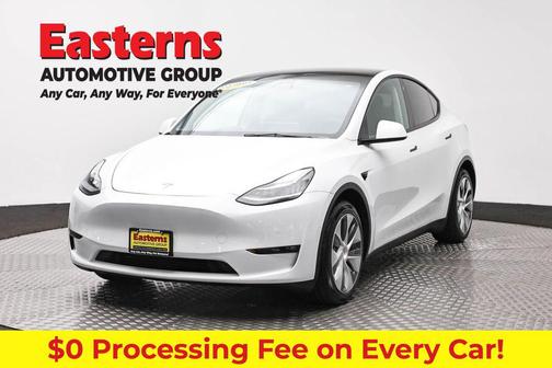 Pearl White Multi-Coat 2022 Tesla Model Y Long Range Dual Motor All-Wheel Drive