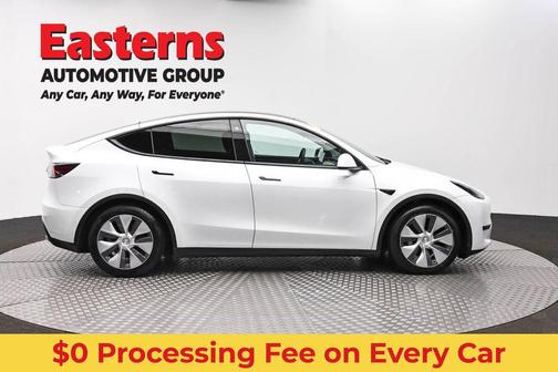 Pearl White Multi-Coat 2022 Tesla Model Y Long Range Dual Motor All-Wheel Drive