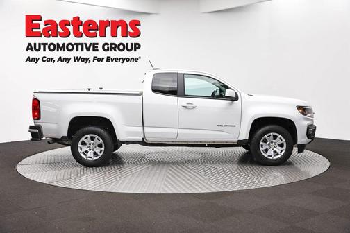 Summit White 2022 Chevrolet Colorado LT