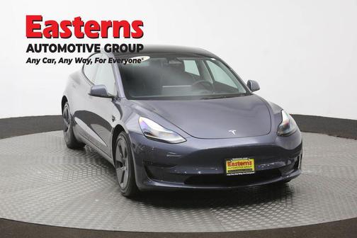 Gray 2023 Tesla Model 3 Standard Range