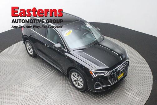 2024 Audi Q3 Premium 45 TFSI S line quattro Tiptronic