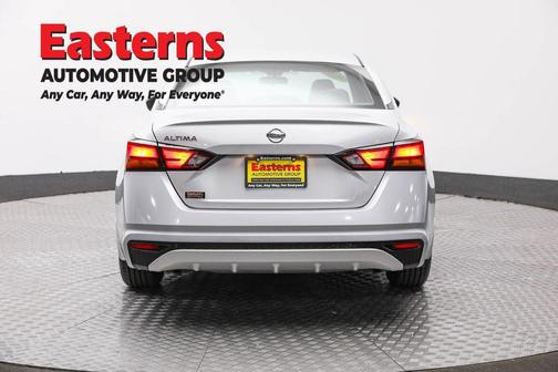 2022 Nissan Altima S FWD