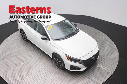 2023 Nissan Altima SR FWD