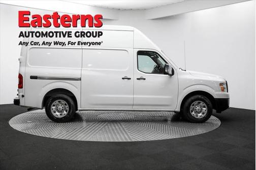 2021 Nissan NV Cargo NV3500 HD S V8